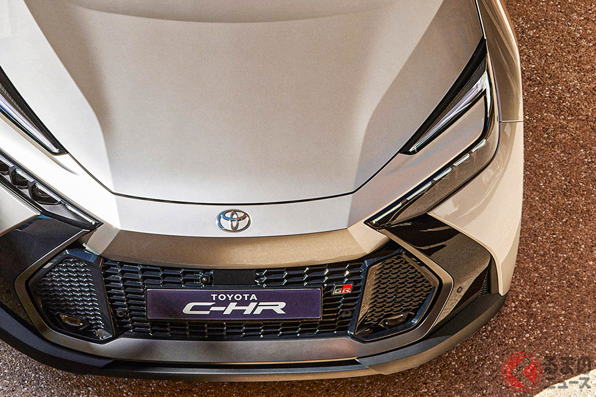 トヨタ新型「C-HR」