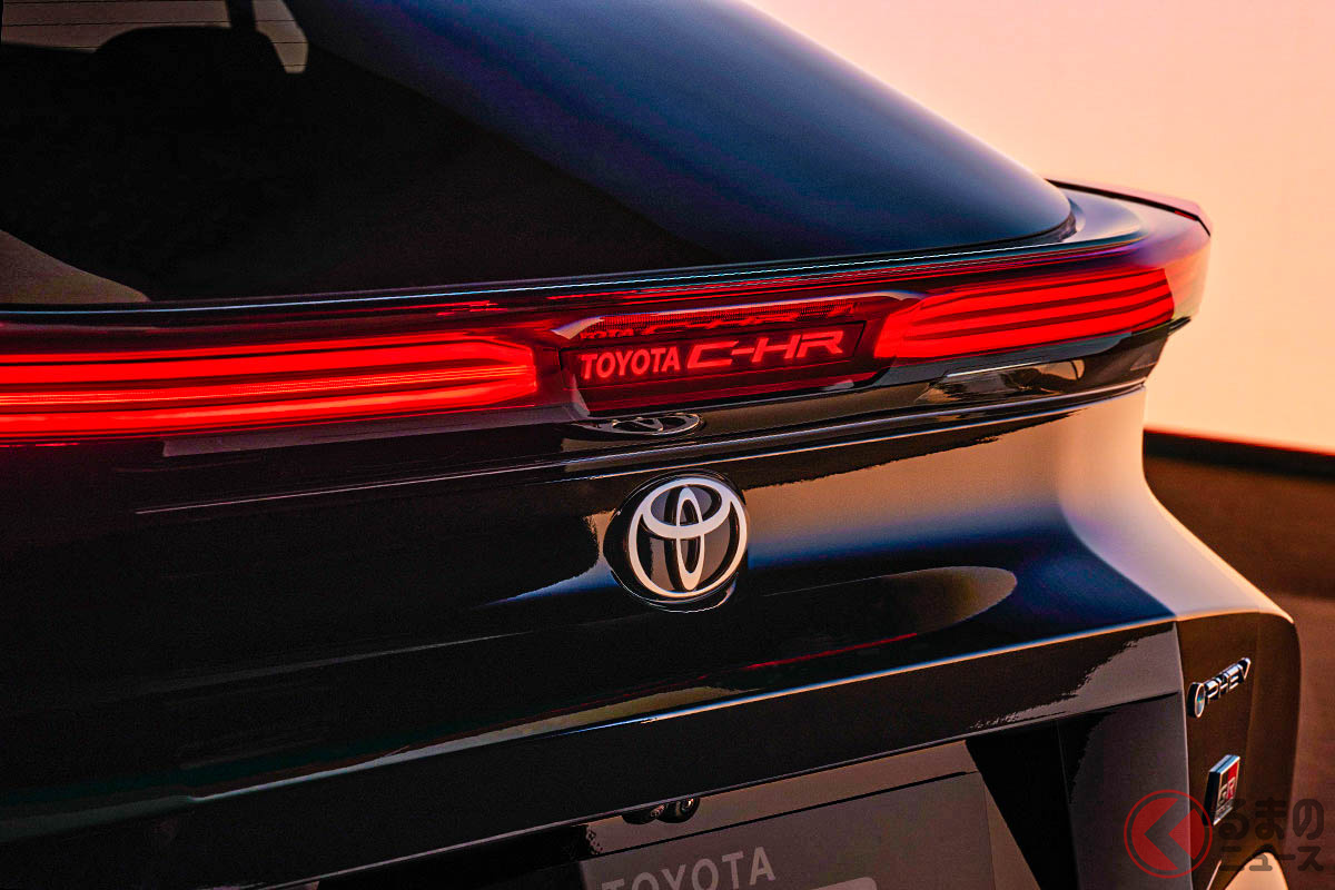 トヨタ新型「C-HR」