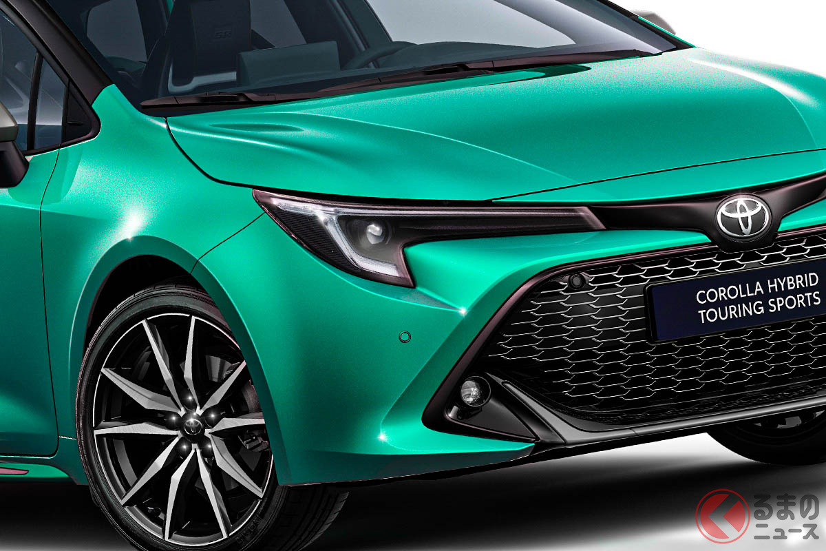 鮮烈グリーンがオシャレ! トヨタ新型「カローラツーリングスポーツ」
