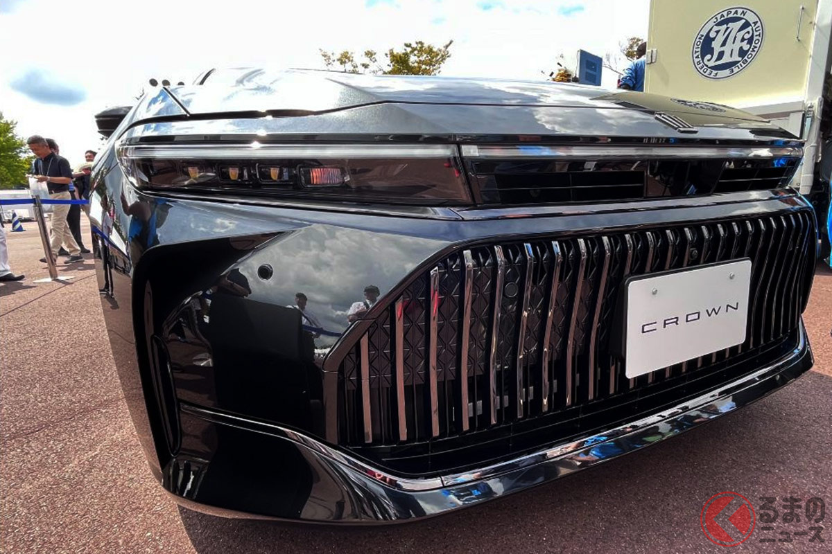 新型クラウンセダンを検討する人はどんな人?