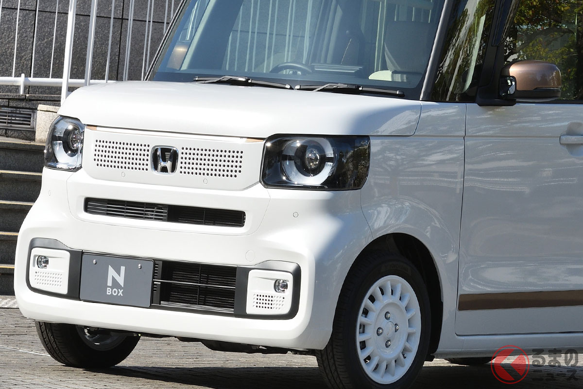 モダンカジュアルスタイルの新型N-BOX