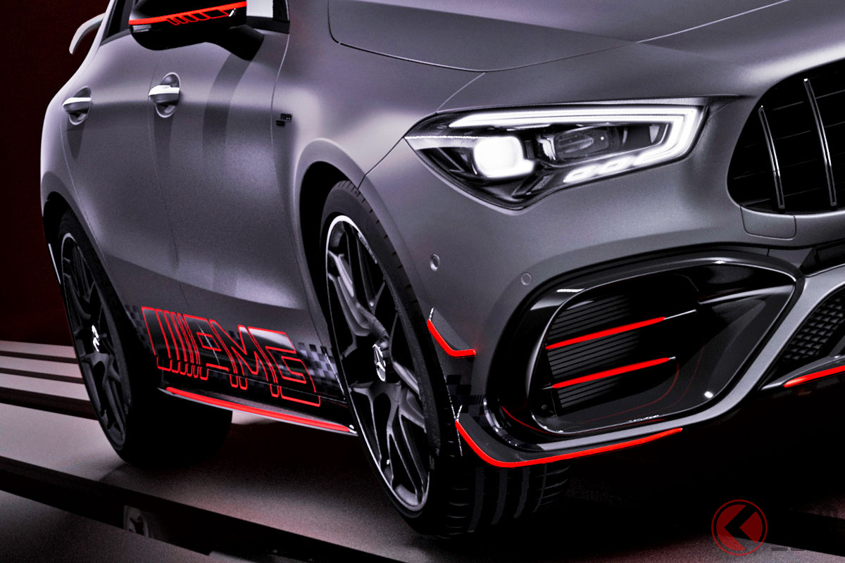 421馬力の爆速モデルに「真っ黒仕様」登場!