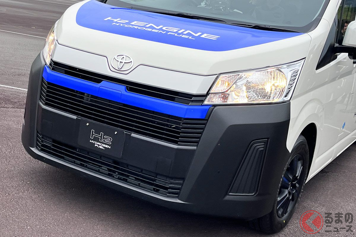 水素エンジンを搭載する「ハイエース300系」はすでに海外で実証実験を行っている