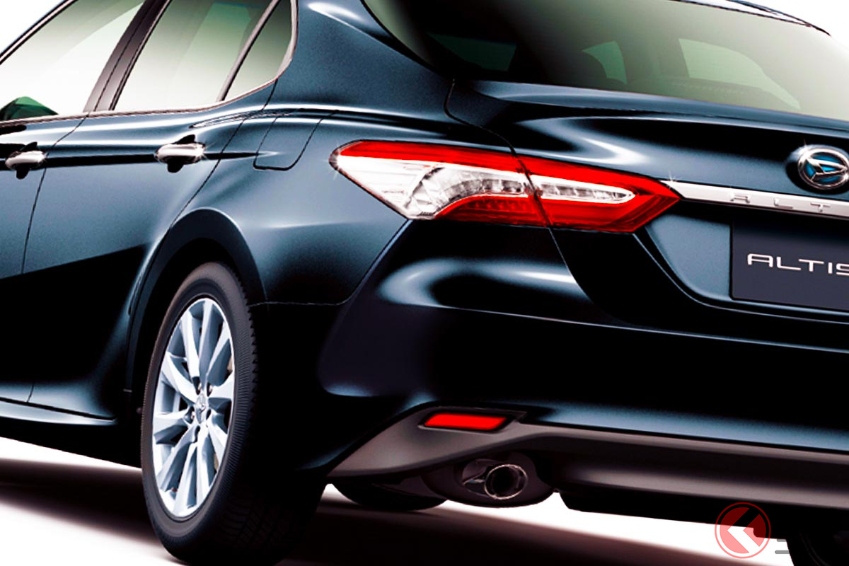 ダイハツ最上級セダン「アルティス」生産終了へ