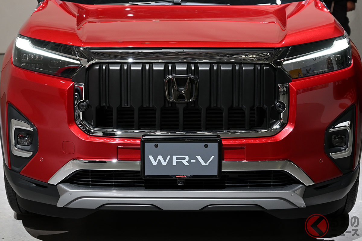 縦グリル装着でSUVらしさがアップした新型「WR-V」