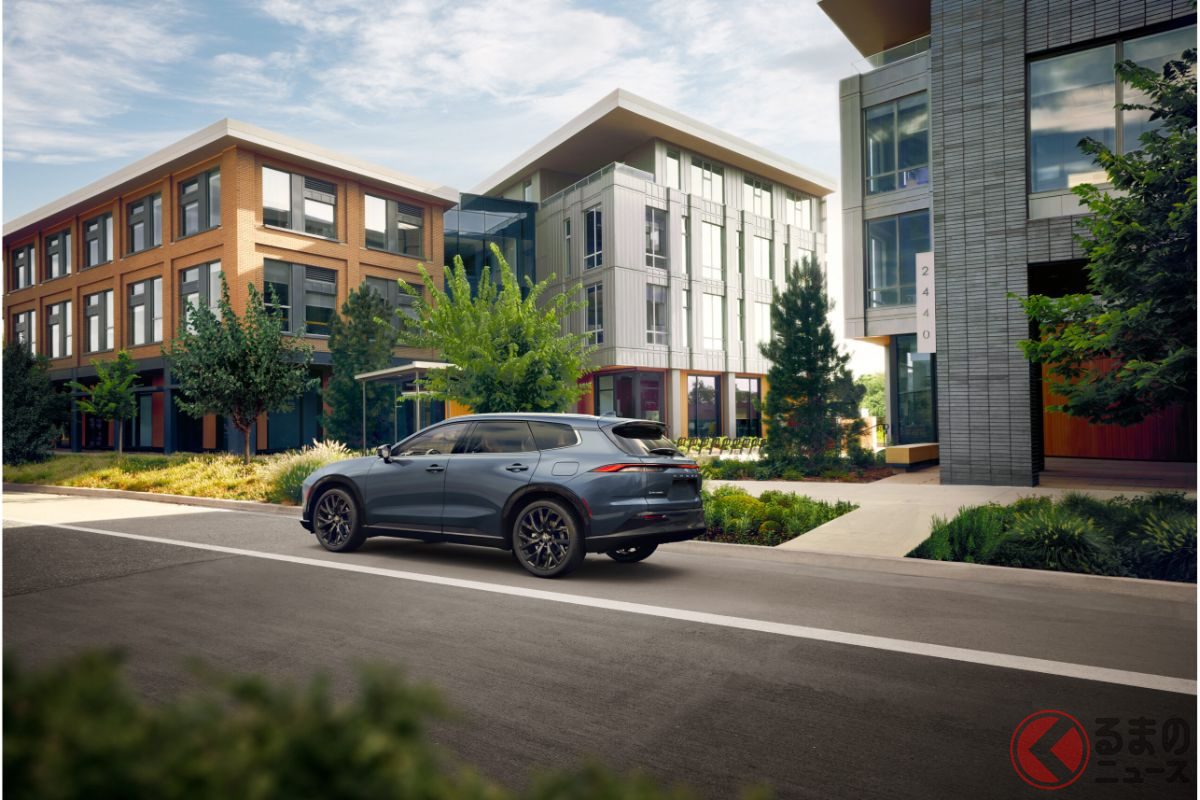 「ヴェンザ」の後継として発売される「クラウンシグニア」