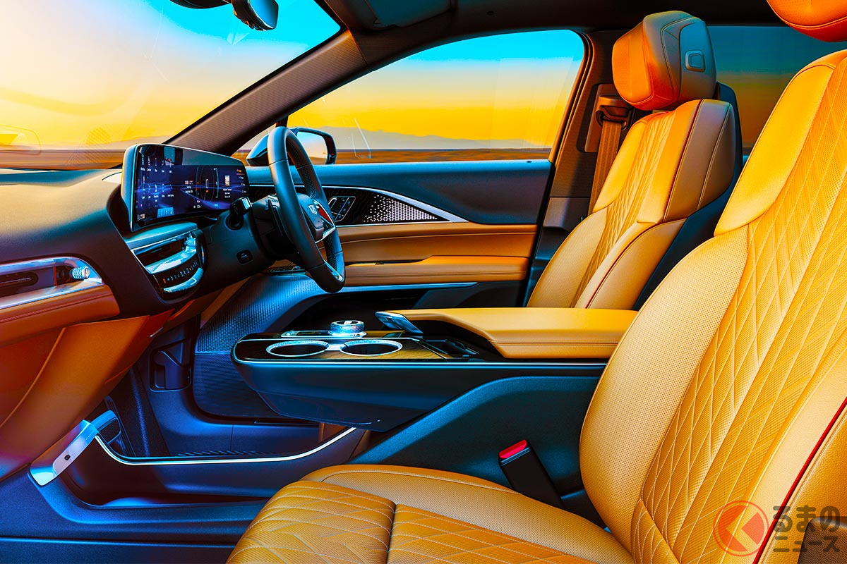 キャデラック新型SUV「リリック」右ハンドル仕様