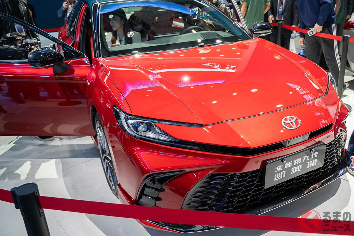 広州モーターショー2023にて発表された中国向けトヨタ新型「カムリ」