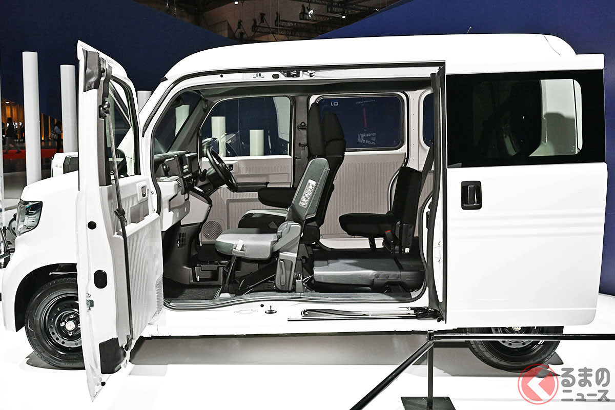 めちゃ広い! ホンダ新型「N-VAN e:(エヌバン イー)」プロトタイプ