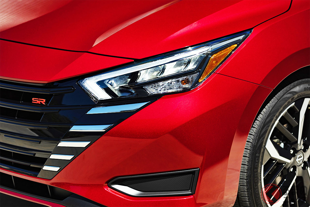 めちゃカッコいい! 日産の新型コンパクトセダン「ヴァーサ」とは