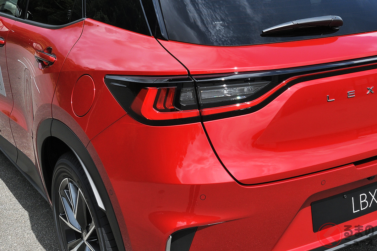 小さな高級車こと新型「LBX」の販売店に寄せられる反響は?