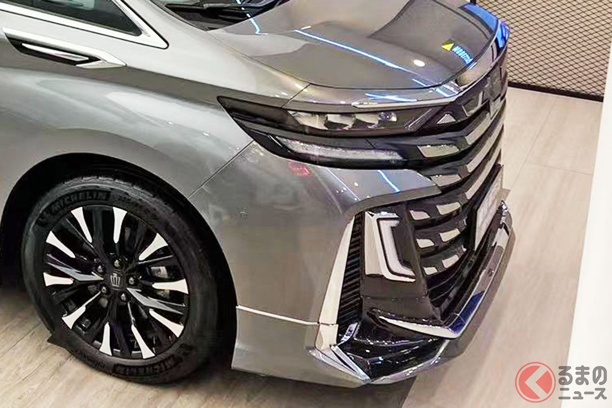 トヨタ「クラウンヴェルファイア」のモデリスタ装着車が登場