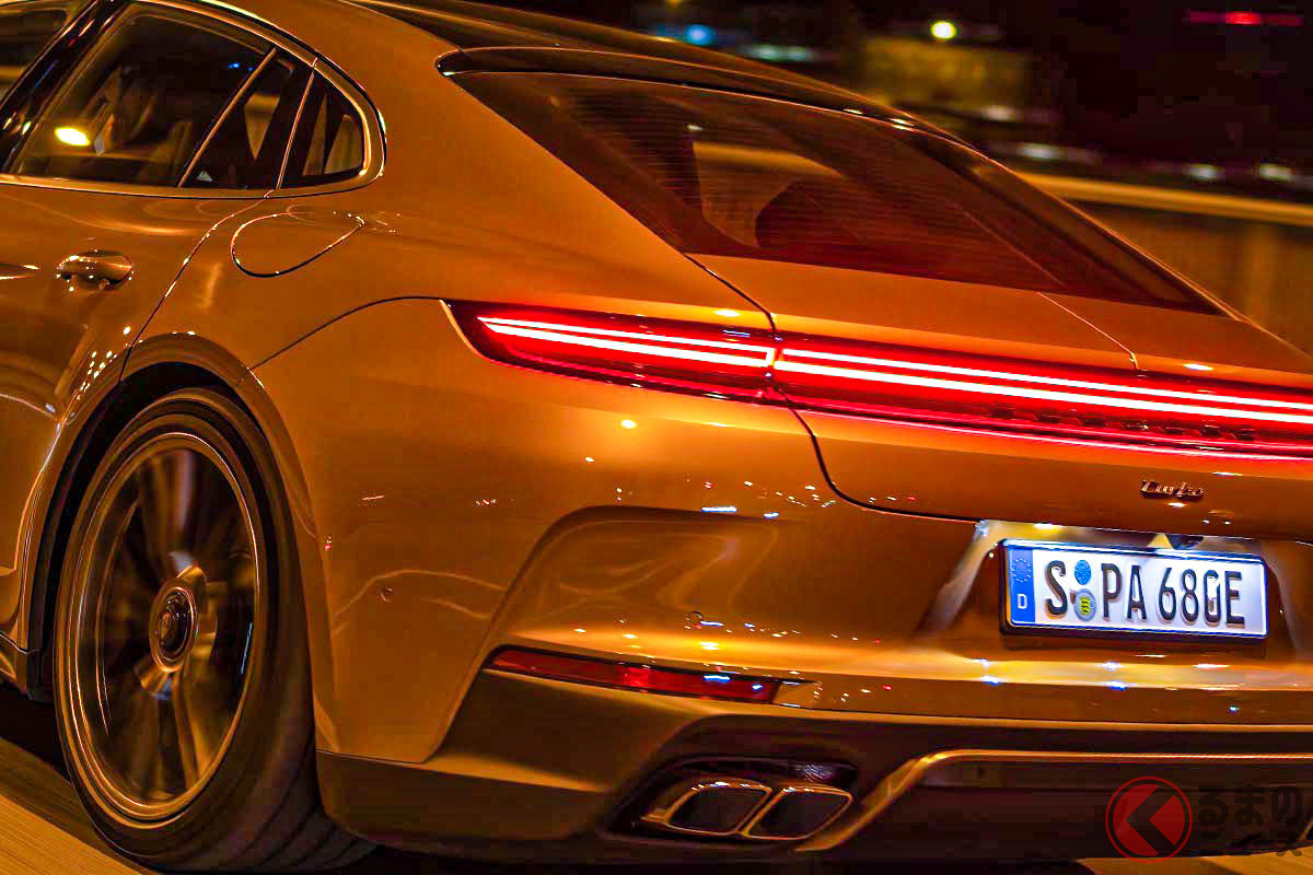 超綺麗…世界初公開されたポルシェ新型「パナメーラ」