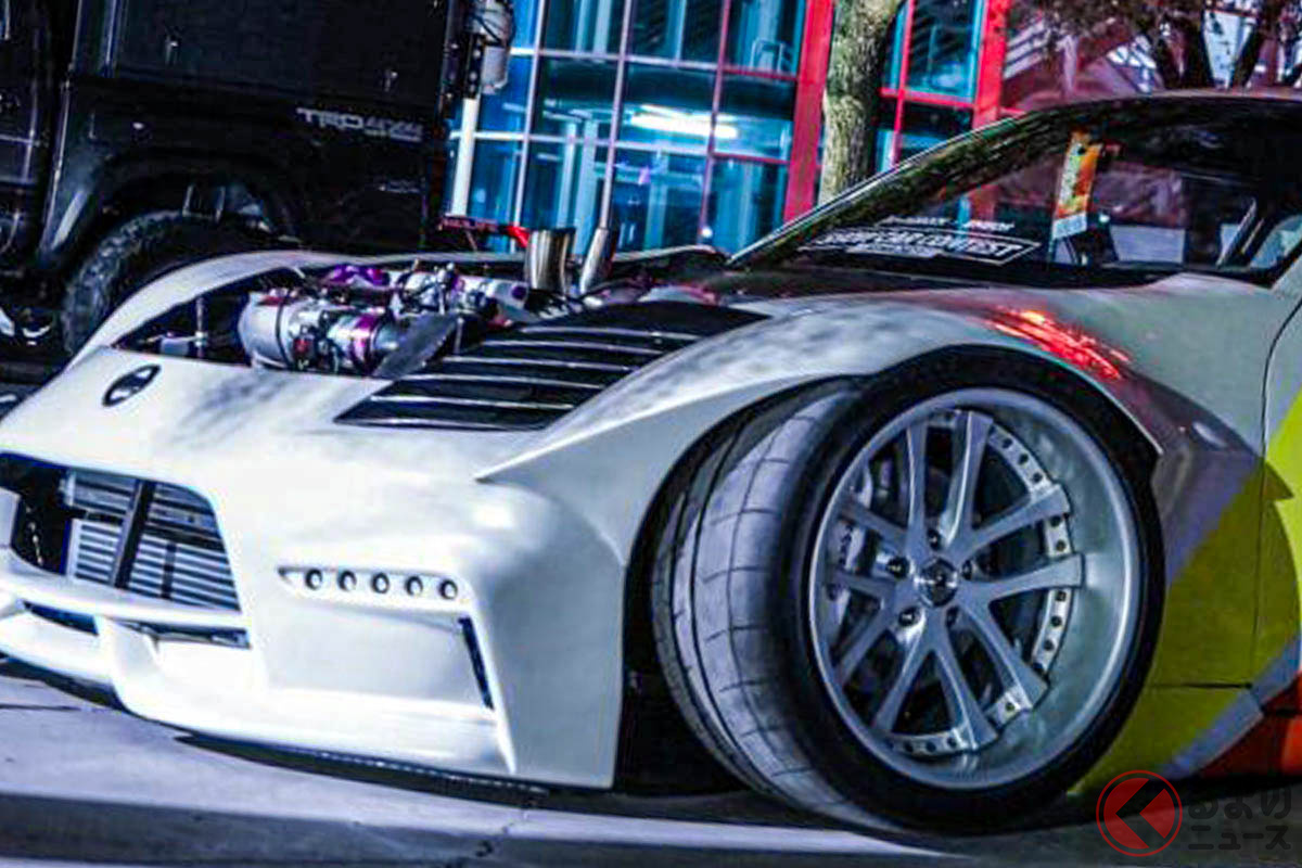 エンジンを2基搭載!? ド迫力魔改造が施された日産「フェアレディZ」