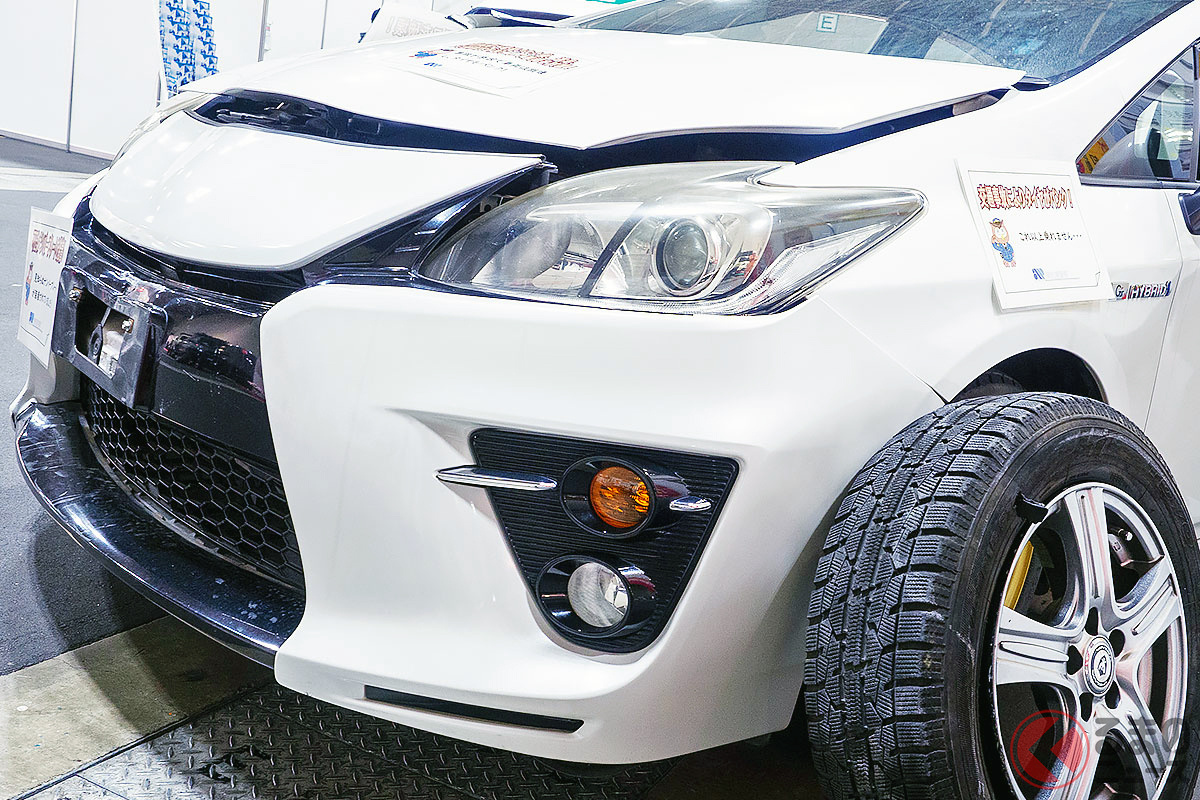 えっ…! めっちゃボロボロな「プリウス」が「名古屋モビリティショー2023」に出展された理由とは