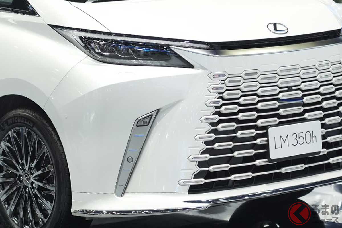 レクサスの超高級ミニバン「LM」
