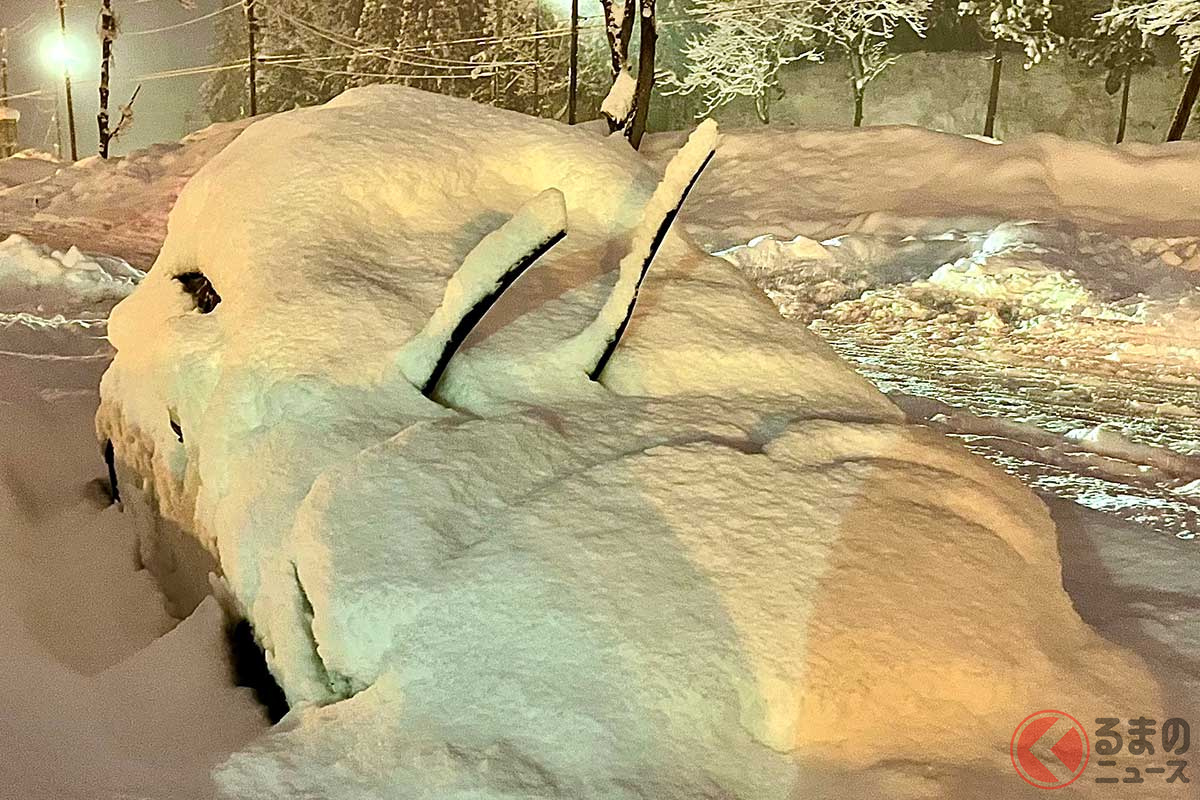 昔から「ワイパーを立てて」と言われたが、立てないほうが良い場合も? どういうコト?(画像はイメージ)