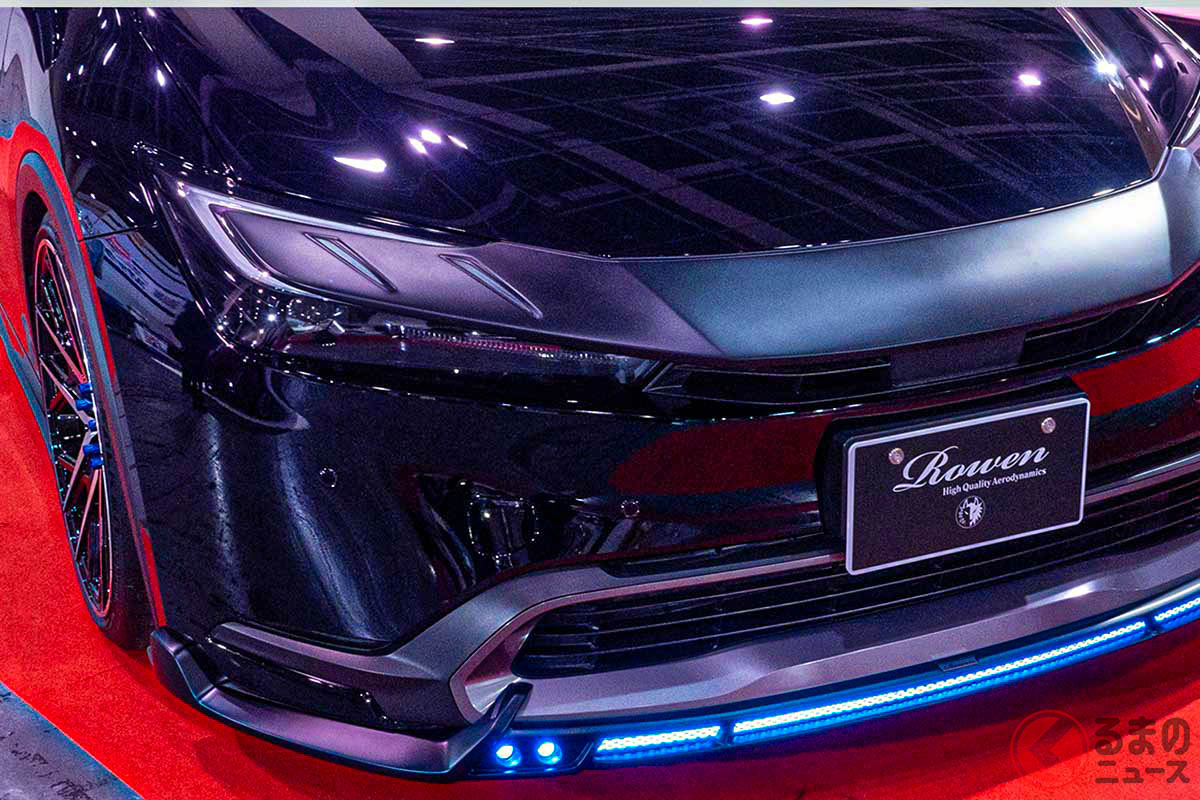 これはカッコイイ…トヨタ新型「プリウス ROWEN仕様」