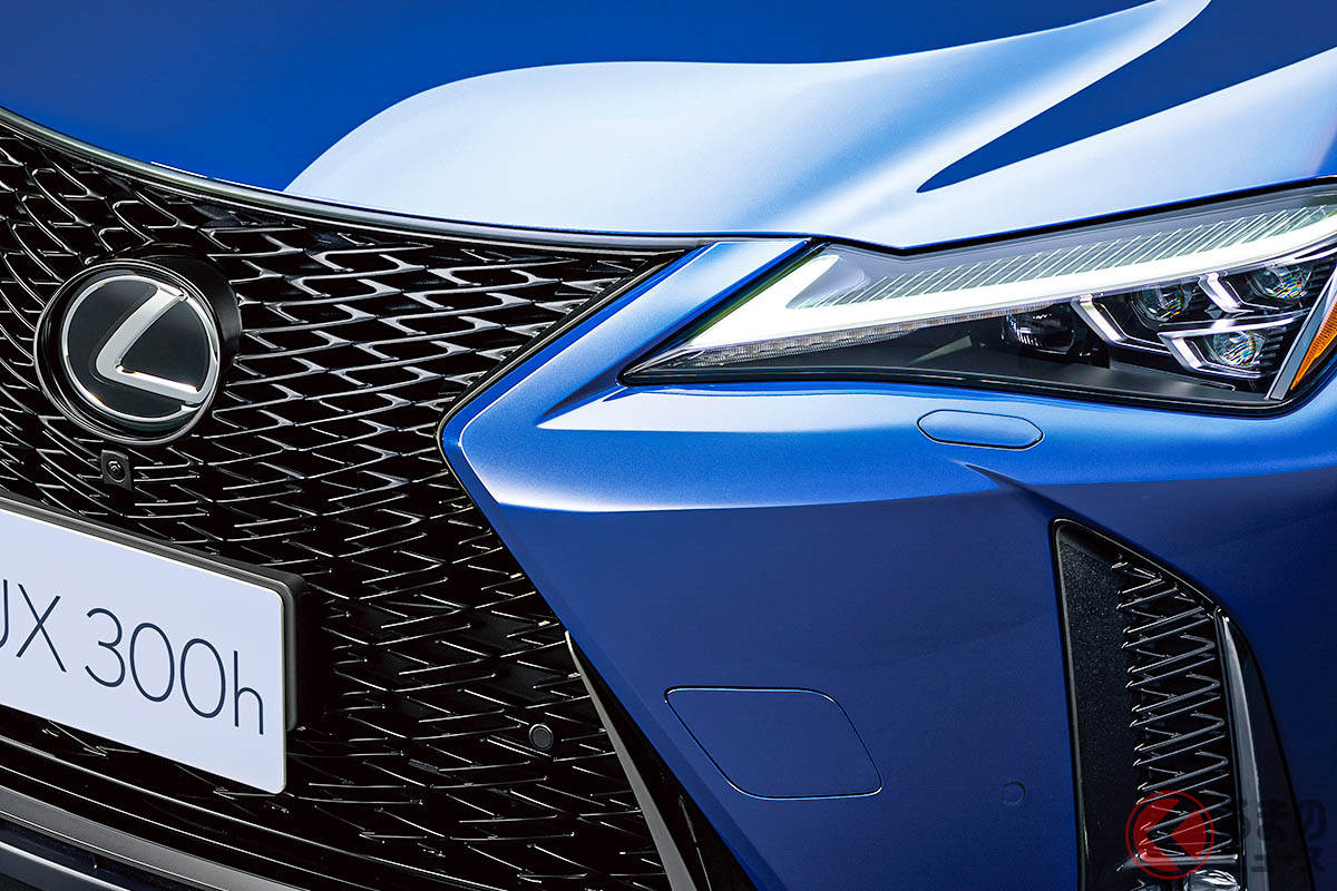 見た目以上に変わった!? レクサス新型「UX」(画像はUX300h)