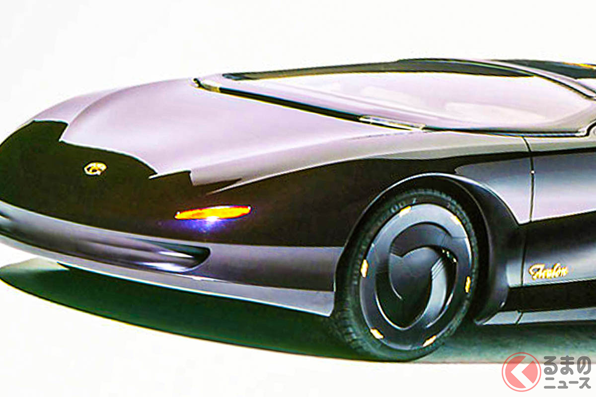 薄すぎない!? トヨタの斬新4ドアオープンカー「アヴァロン」