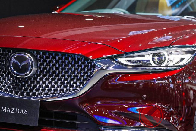 1000万円超え!? マツダ新型「最上級セダン」公開に反響多数!? 「生産