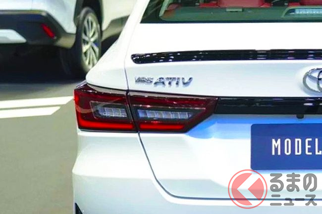 カローラ」より小さい！ トヨタの「謎のコンパクトセダン」実車披露