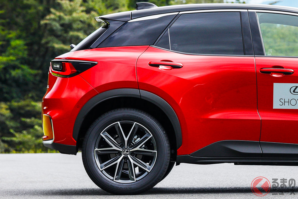 レクサス新型「LBX」 内装に評価の声