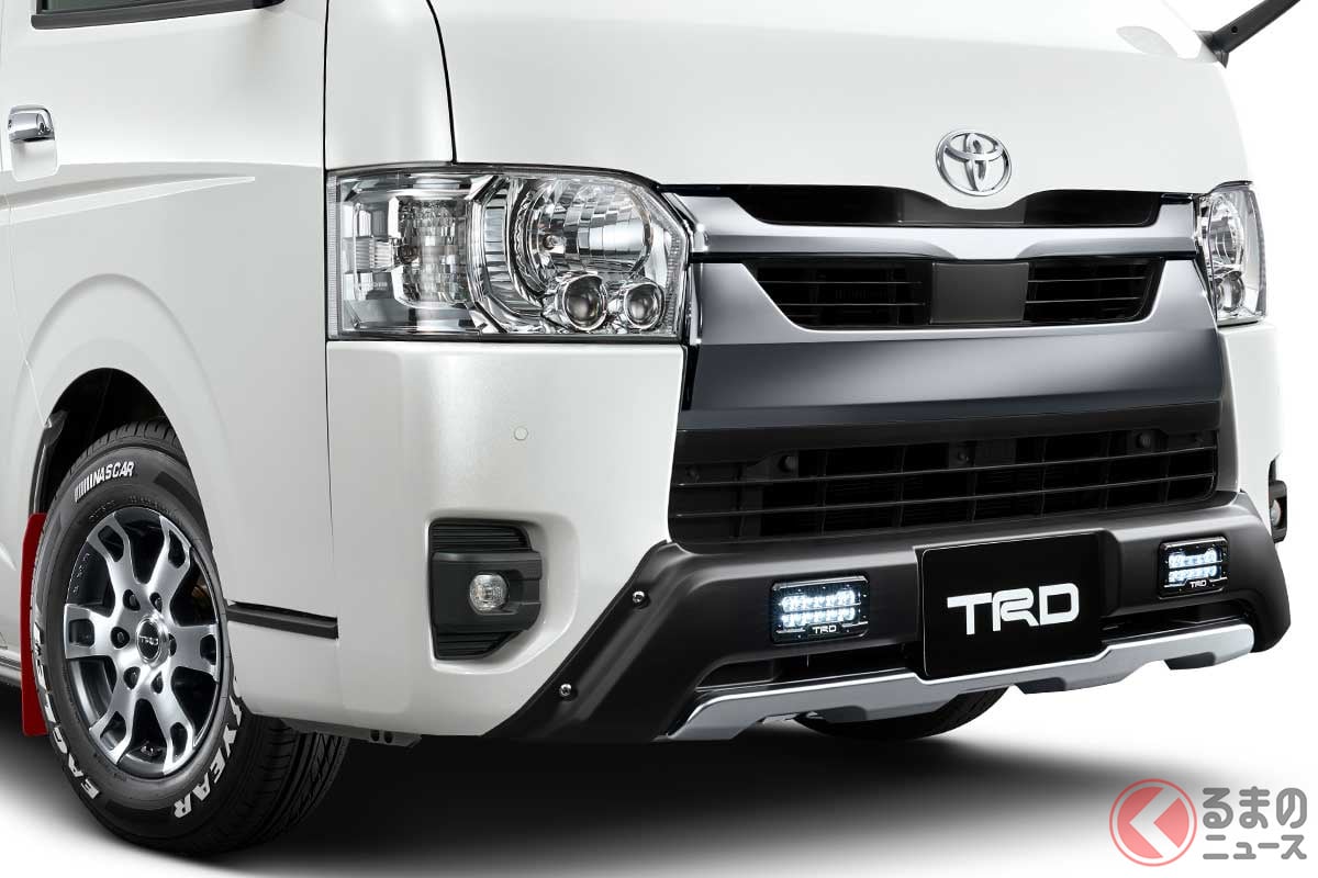 TRDエアロでカスタムしたトヨタ「ハイエース」