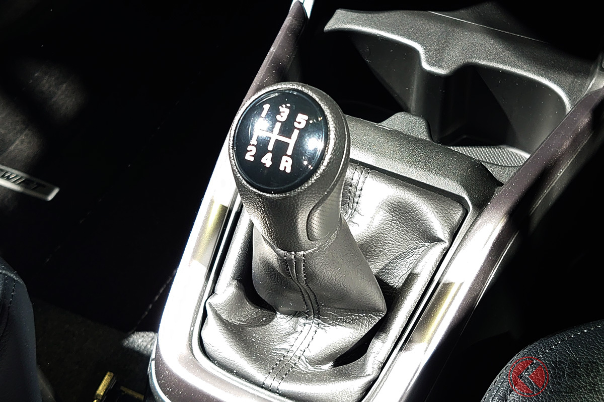 新型スイフトにMT車が登場! どんなクルマなの?