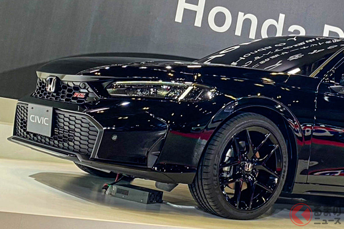 世界初公開されたホンダ新型「シビック RS」