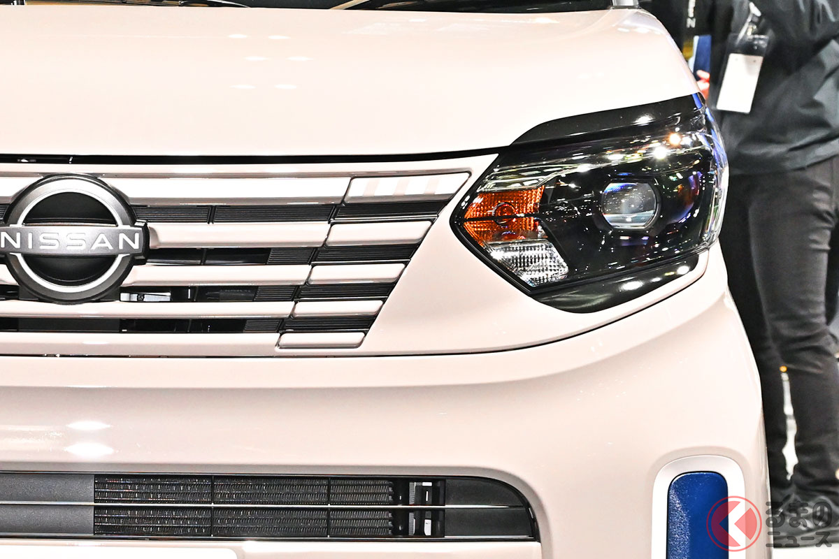 「デニム」の世界を取り入れた「ルークス」が大阪で披露