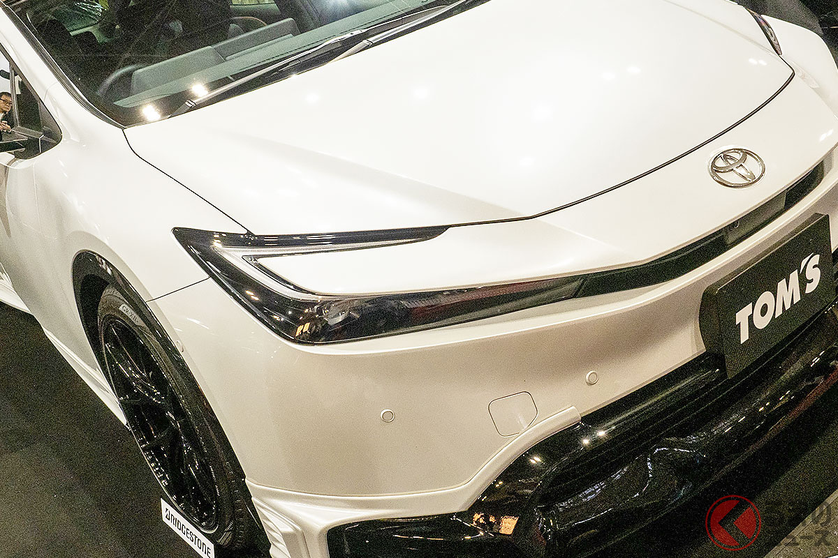 めちゃカッコいい「プリウス”スポーツ”」! トヨタ 5代目「プリウス」トムスコンプリートカー(プロトタイプ)