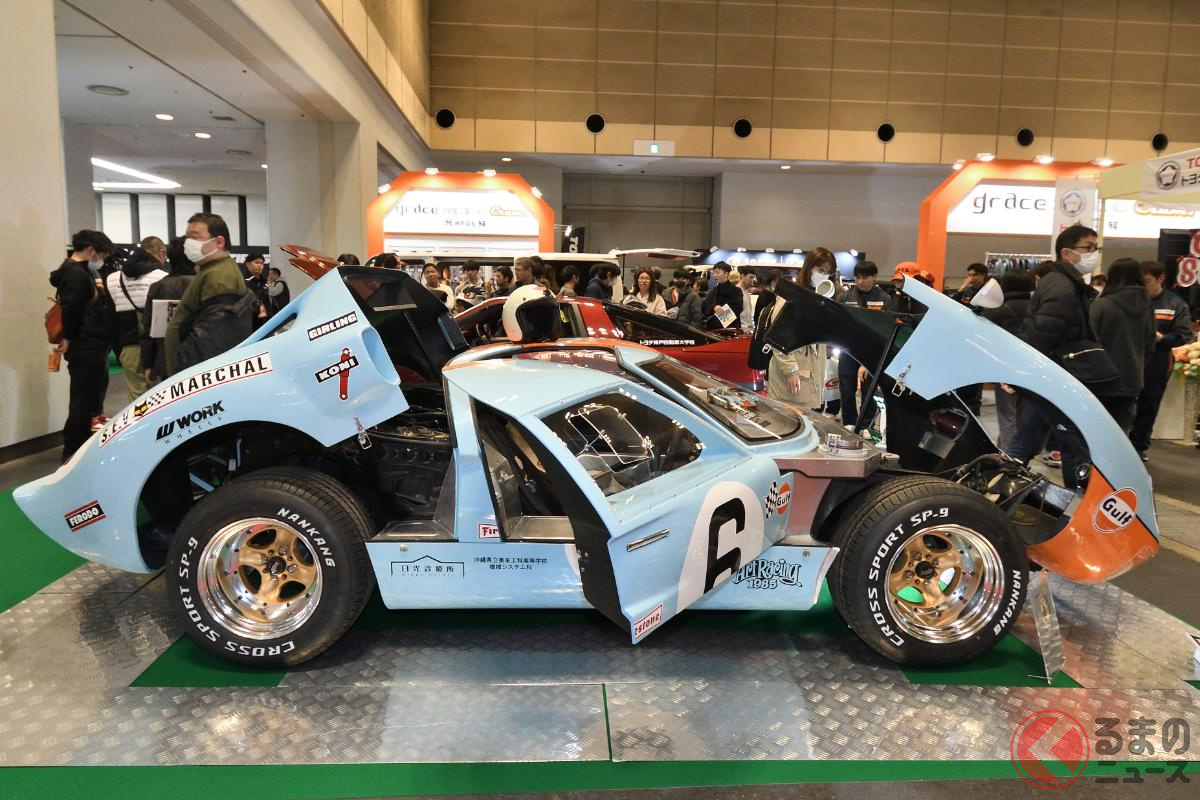 様々なこだわりがある中で樹脂ウインドウの製作には一苦労だったという