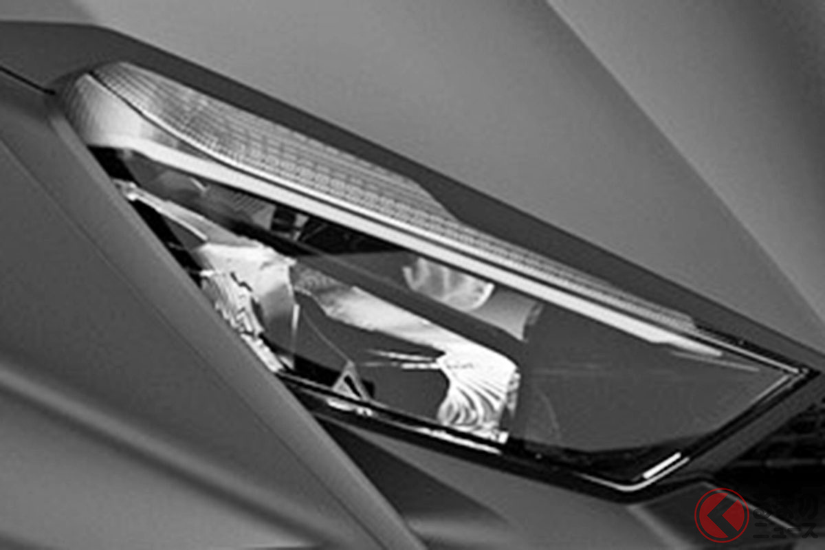 改良モデルの「CBR400R」