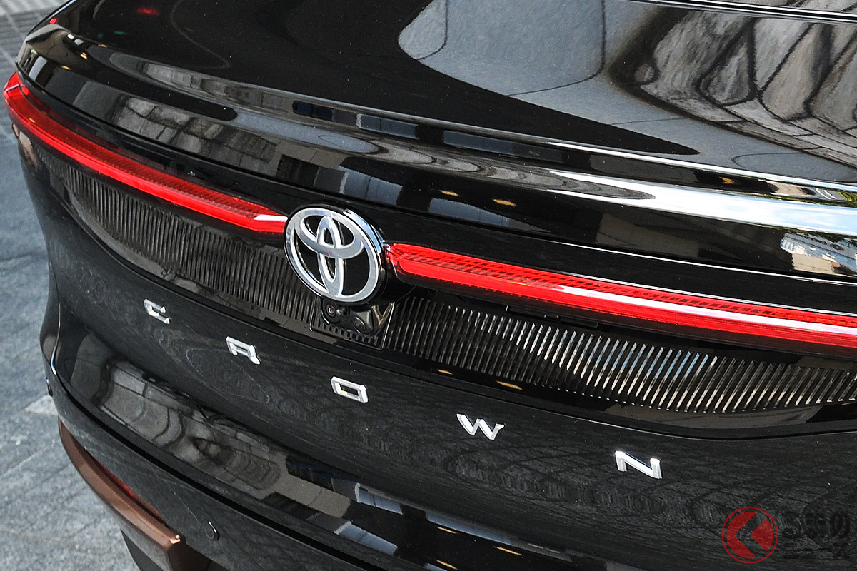 「クラウンクロスオーバー」のサブネームで復活した「マジェスタ」だが…本当は「クラウンセダン」のほうがマッチしたのでは?