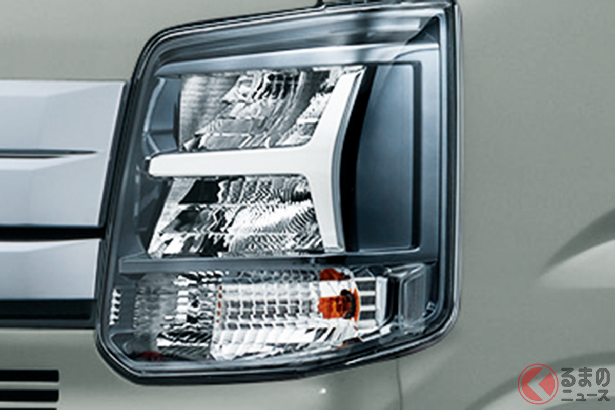 新デザインのライト装備でデザイン変更