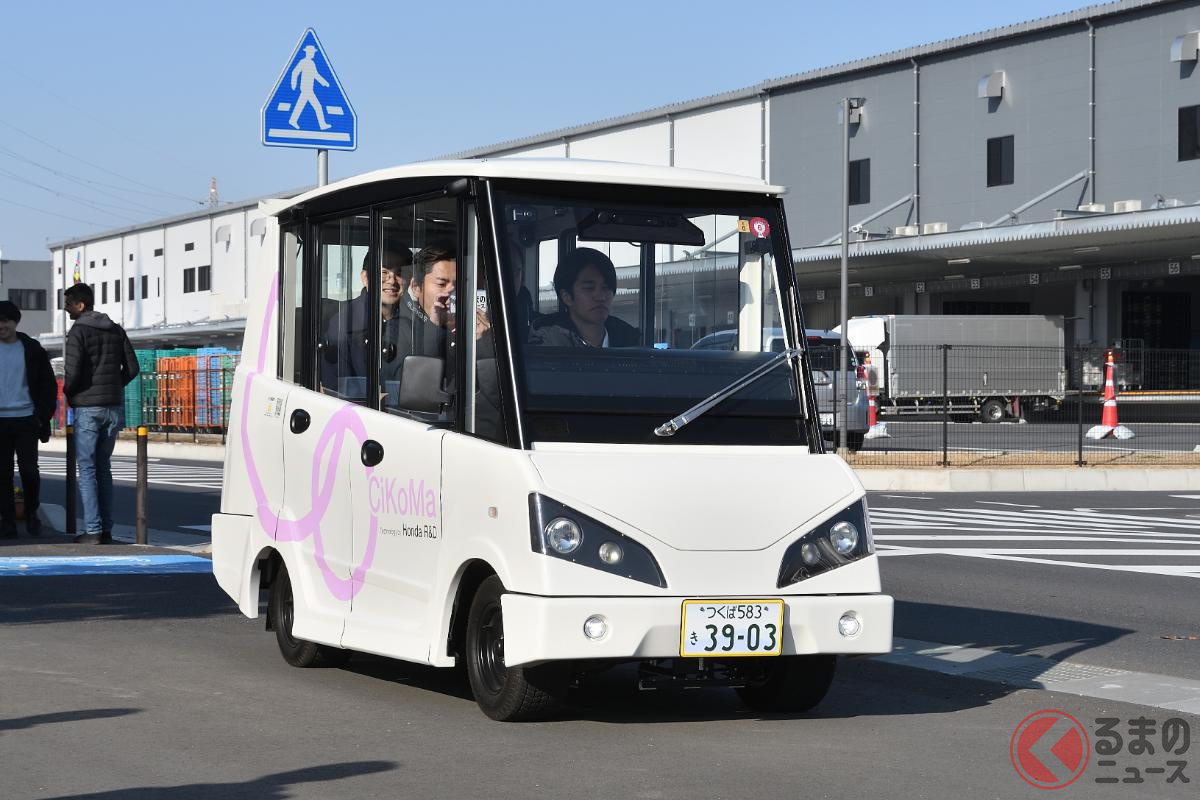 自動走行する「CiKoMa」