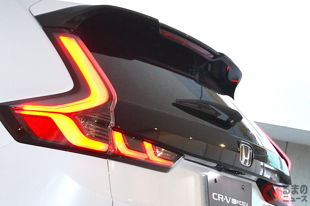 世界初公開された新型「CR-V e:FCEV」