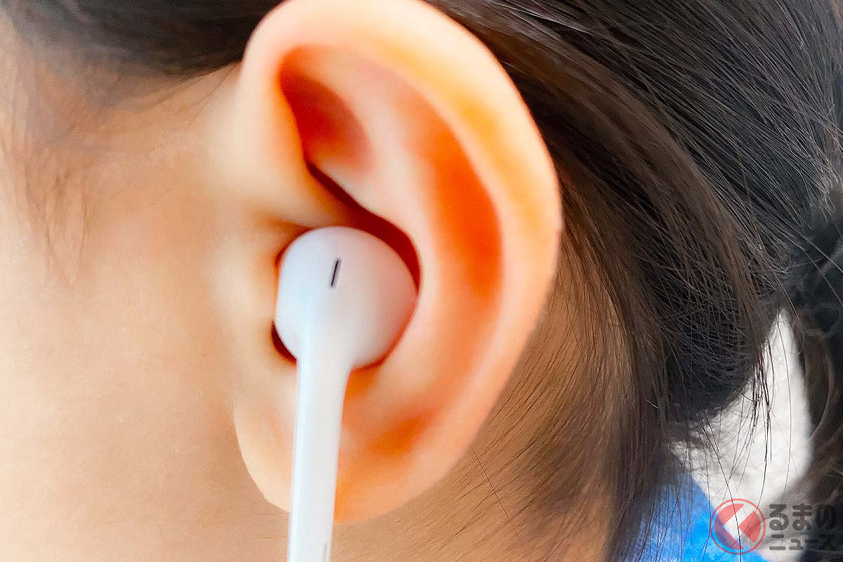 イヤホンは使い方によって違反になる可能性も