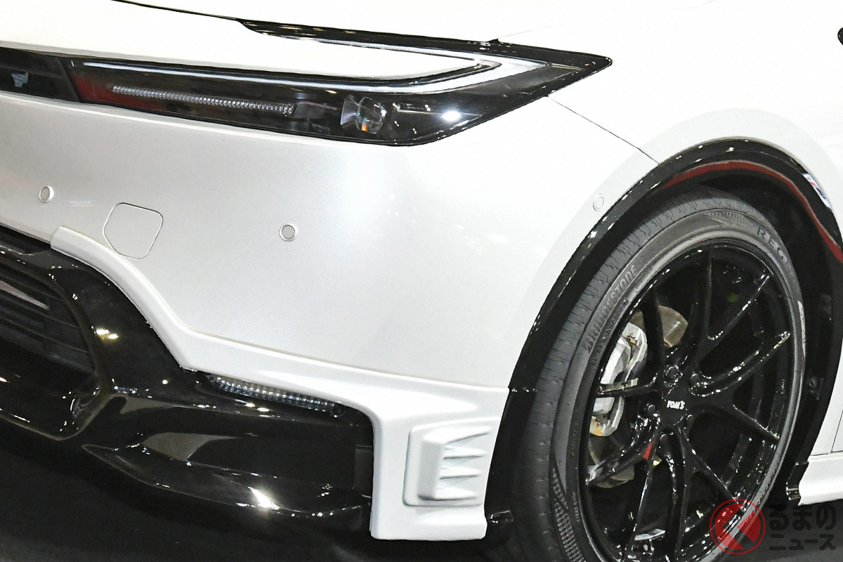 市販パーツ登場予定の「トムス プリウス」