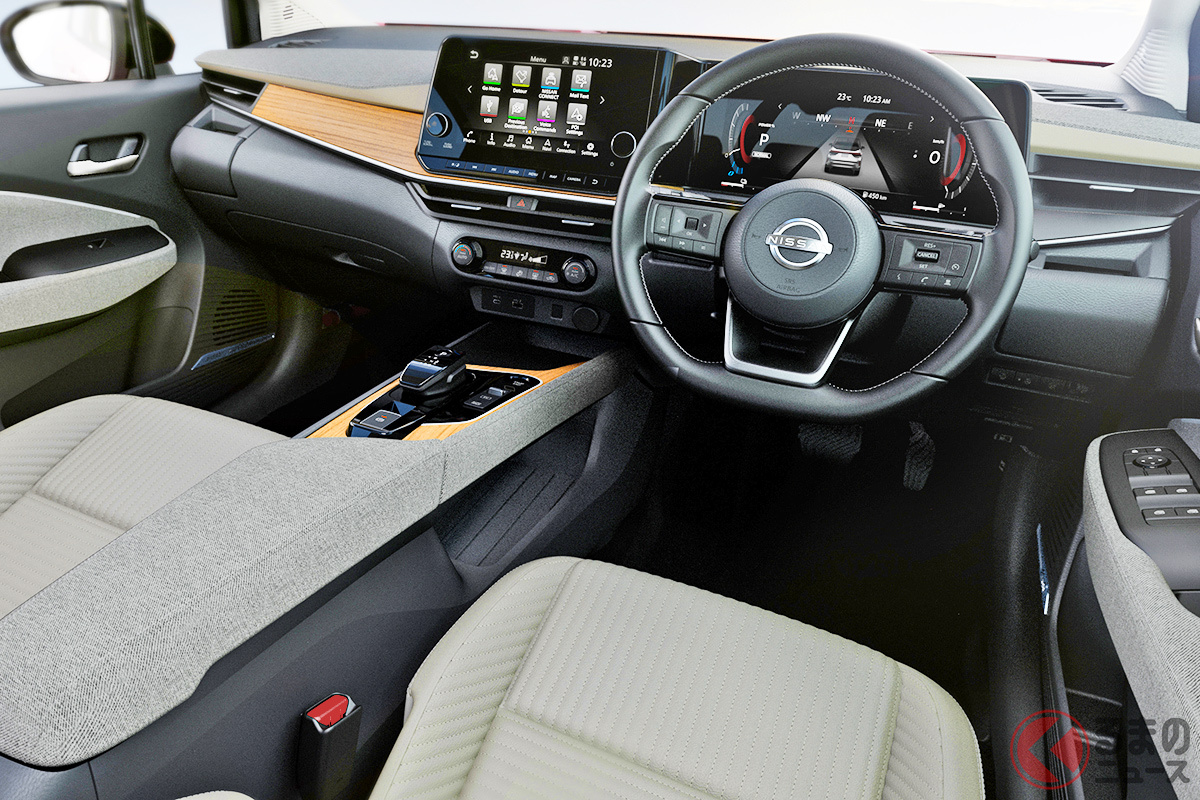 上級車種並みの高級内装を採用した「ノート オーラ」