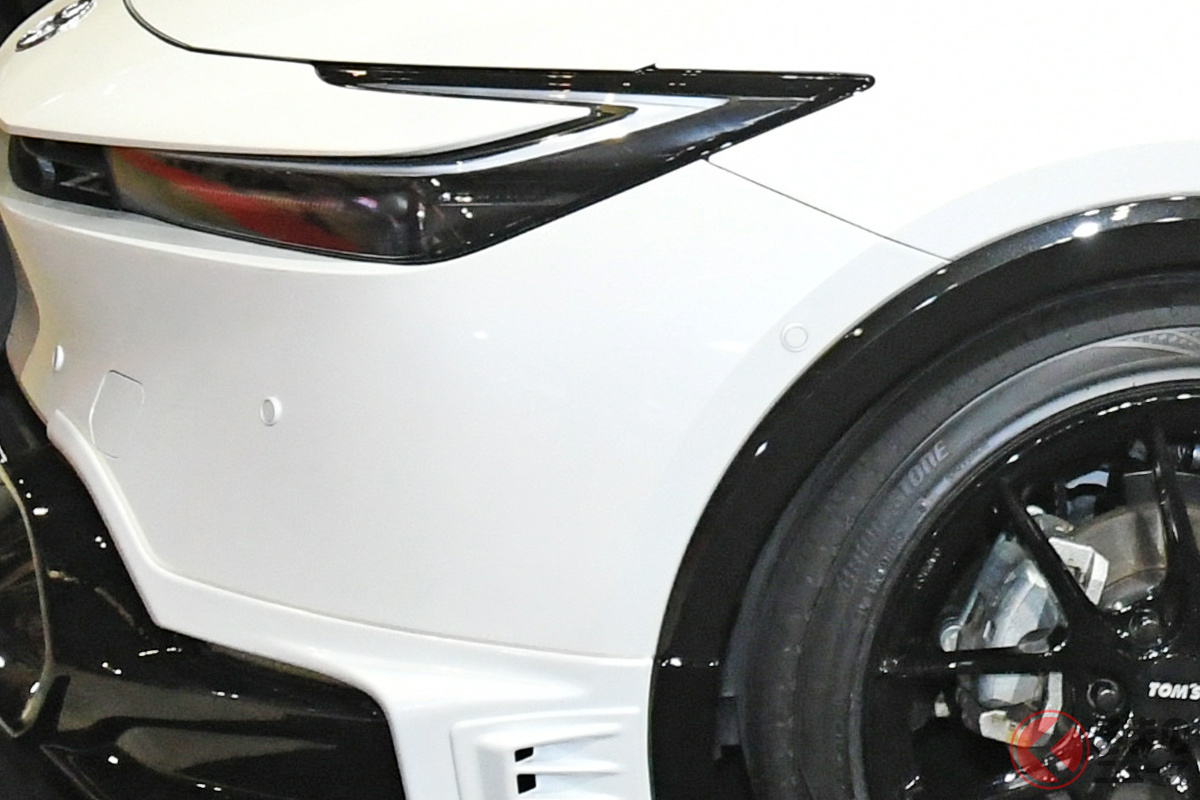 「トムス プリウス」