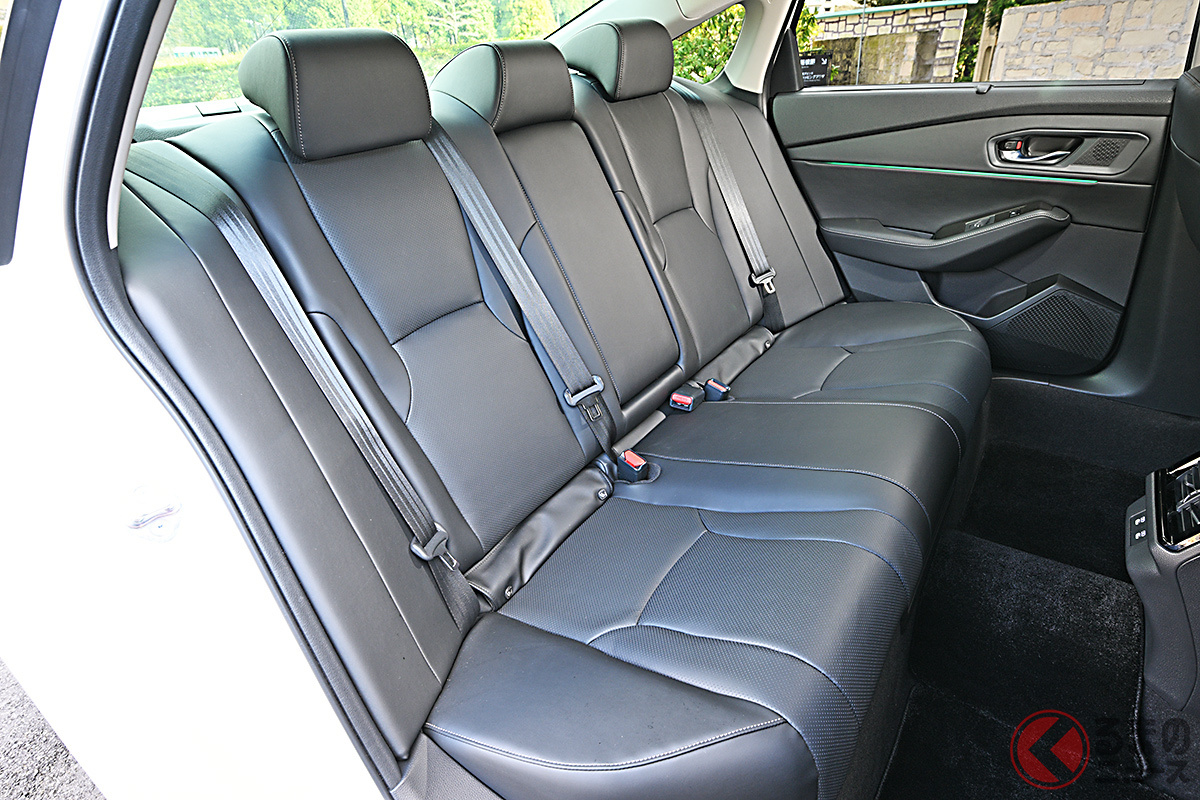 新型「アコード」内装の特徴は?