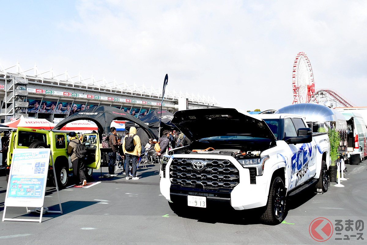 鈴鹿サーキット「Kids com KCMG × ROOKIE Racing コラボブース」の様子