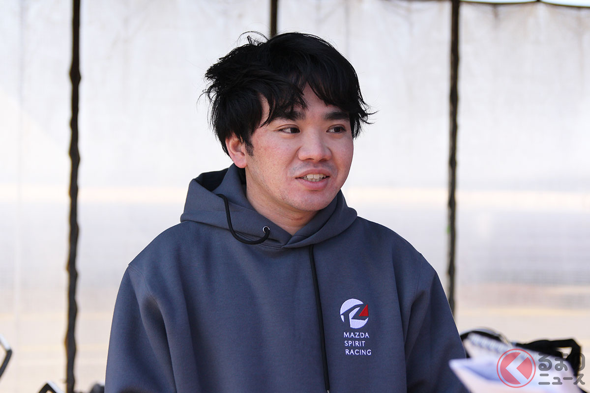 三重県から参加の岩田和歩さん。モータースポーツ経験はないがシミュレーターで腕を磨いていた