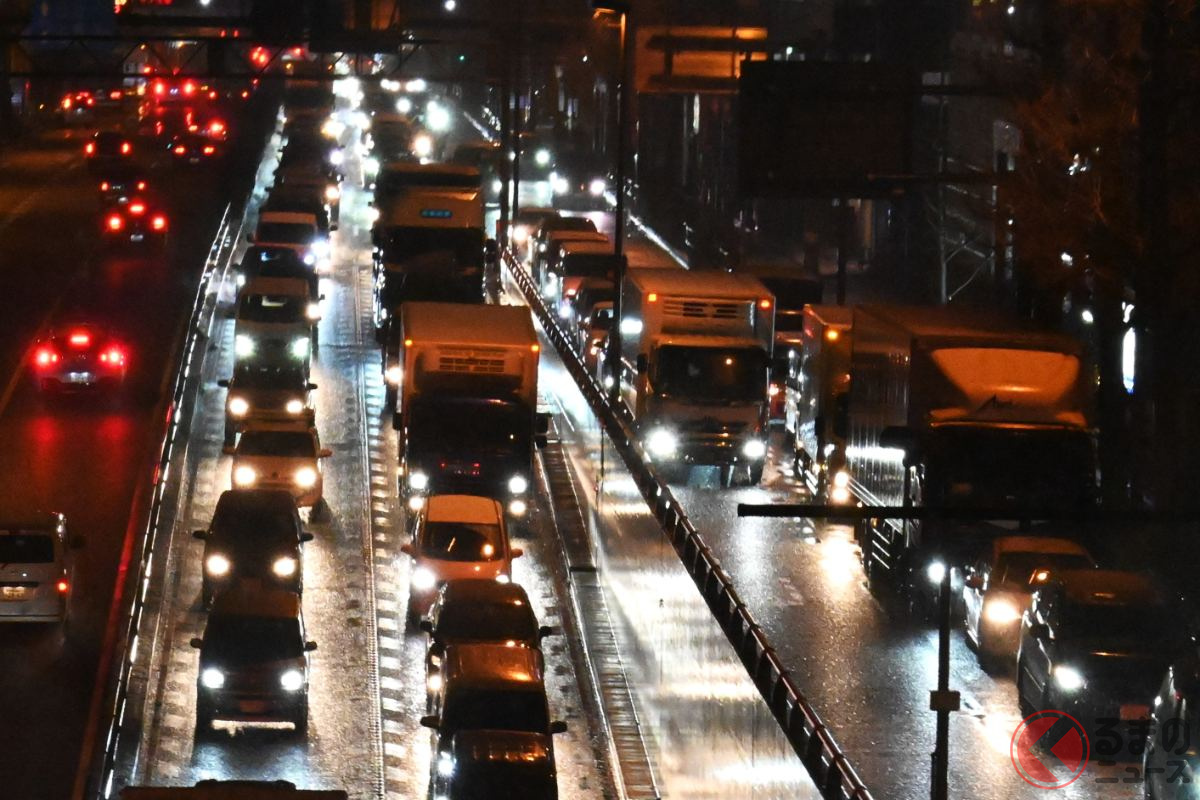 大渋滞になった国道246号(編集部撮影)。