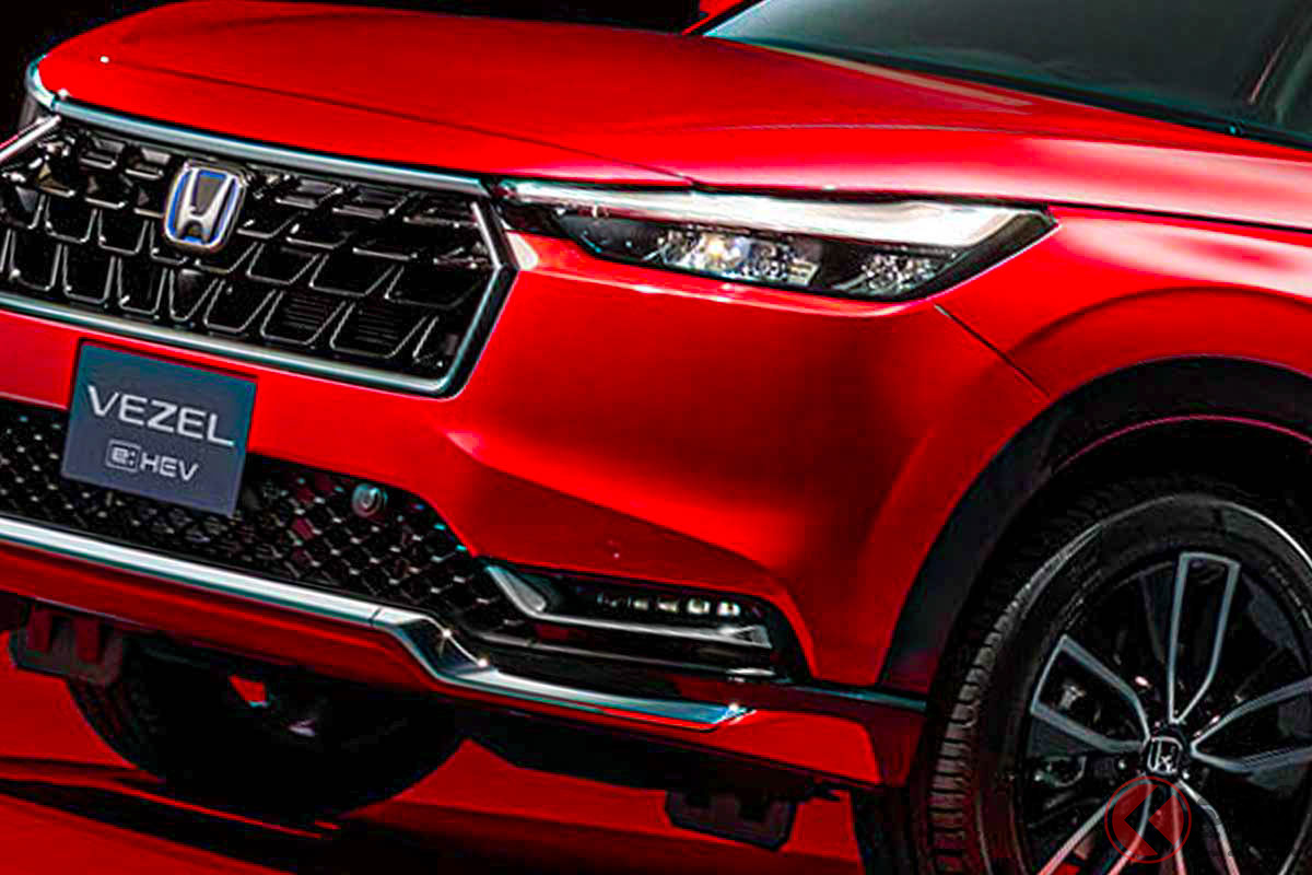 めちゃカッコ良くなった…! ホンダ新型「ヴェゼル」(写真はアーバンスタイル)