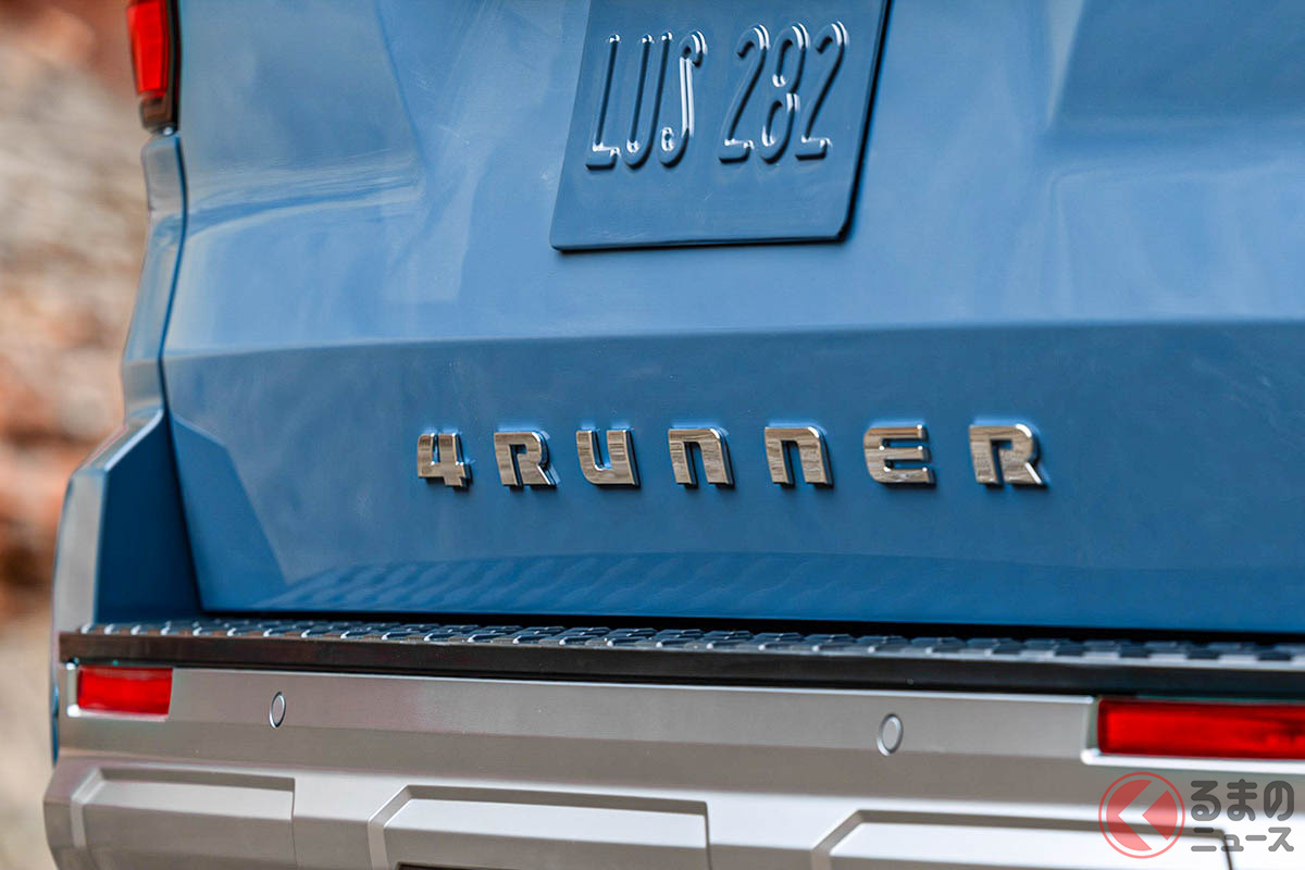 トヨタ新型「4ランナー」のティザー画像