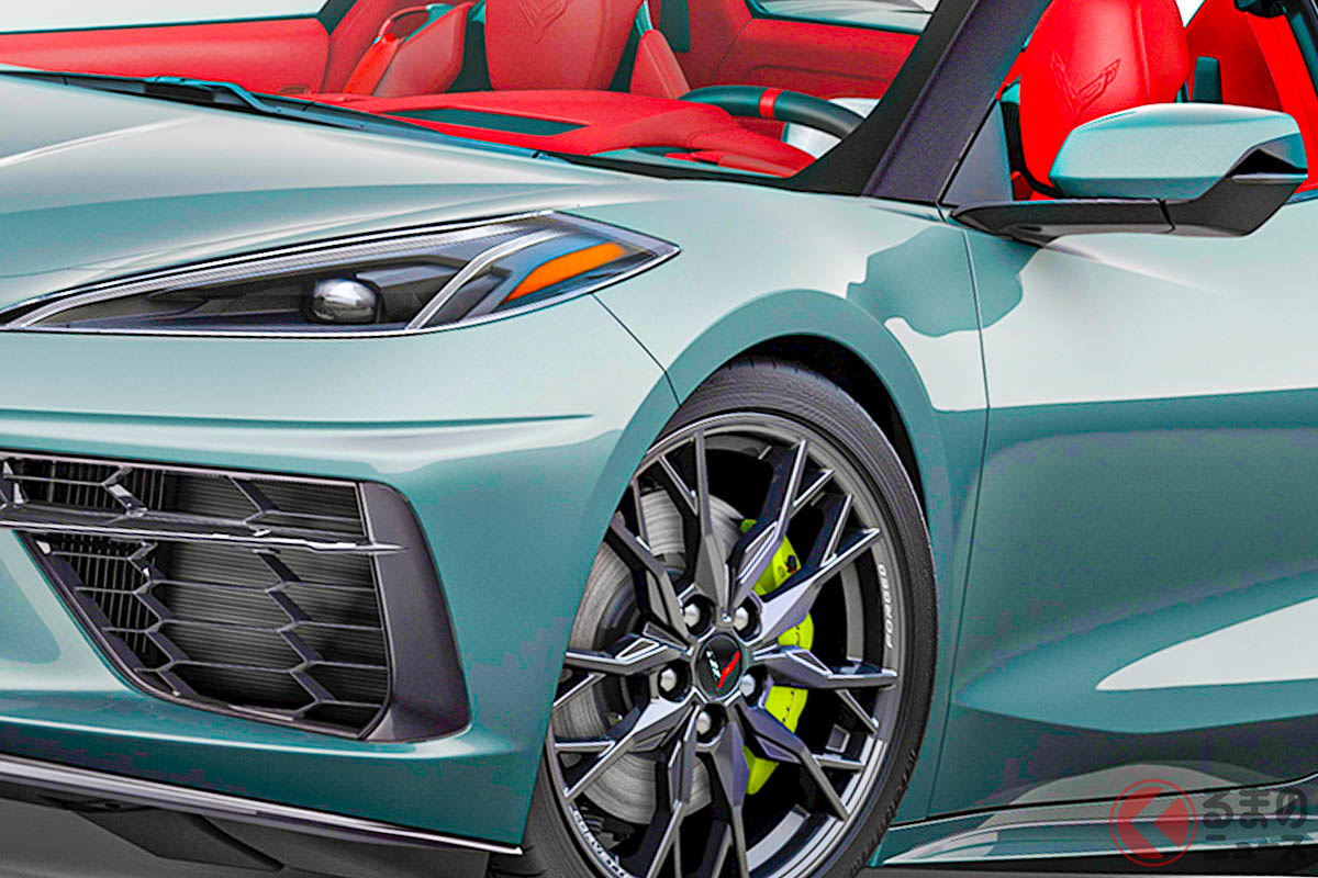 内装赤すぎ! 日本専用の「コルベット」誕生!