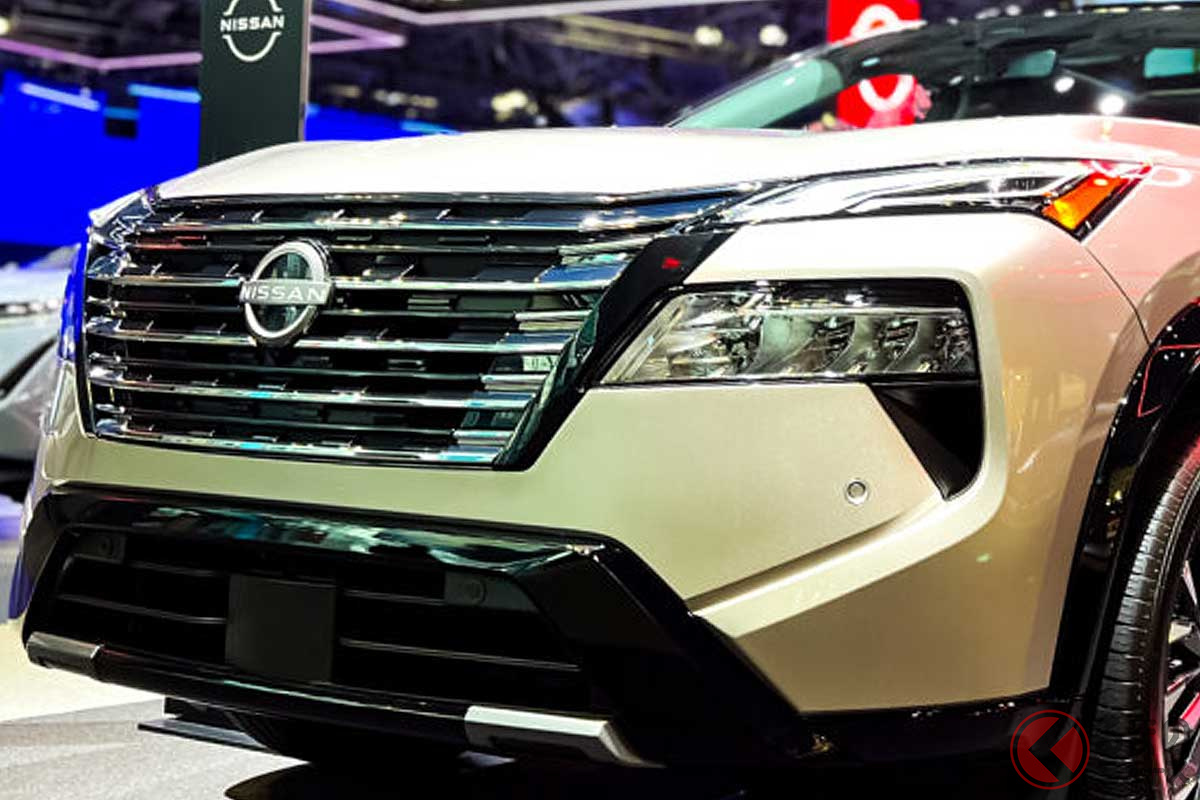 「デジタルVモーショングリル」採用で力強いフロントフェイスに刷新